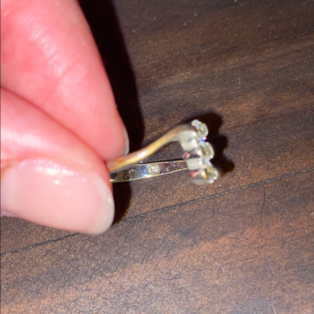 Cute small simple ring - Picture 5 of 6